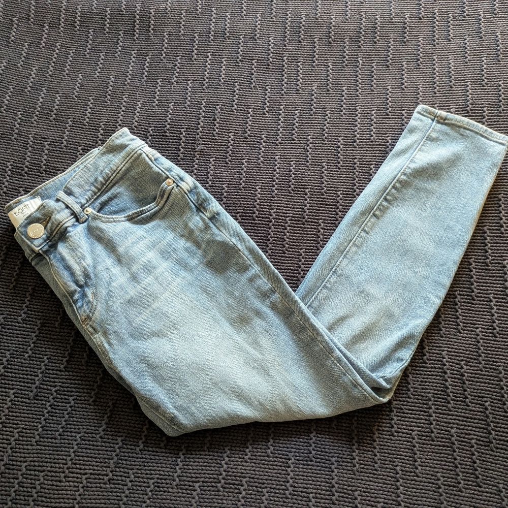 LOFT Skinny Ankle Jeans 4P - Picture 9 of 10